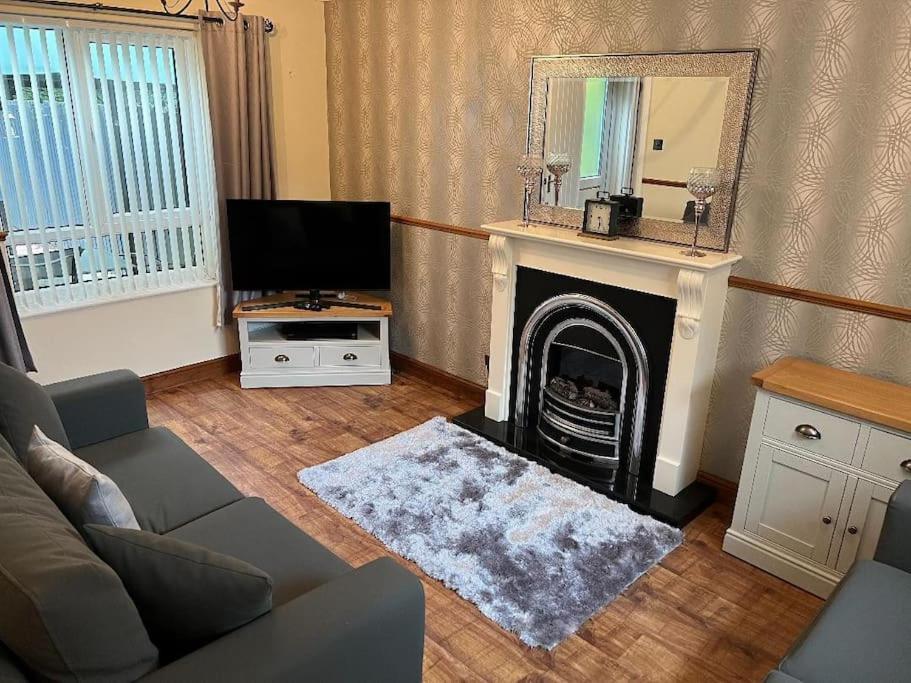 Well Presented 2 Bedroom House Village Holiday Let Strensall Eksteriør billede